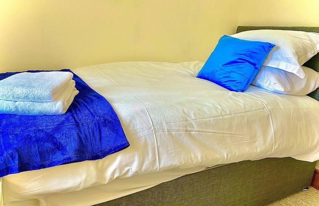 Stunning 3-bed House in Bedford, Quiet Location - Foto 10