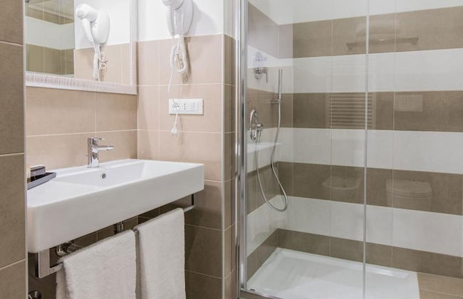 Bloom Apartment by La Griffe - Photo 21