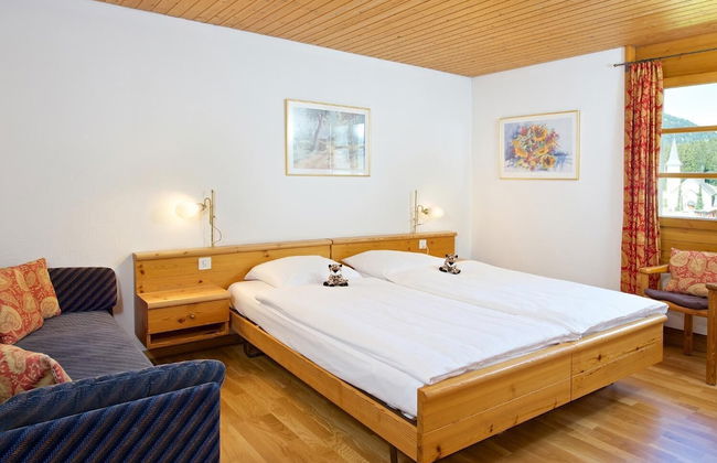 Schweizerhof Ferienwohnungen Lenzerheide - Foto 10