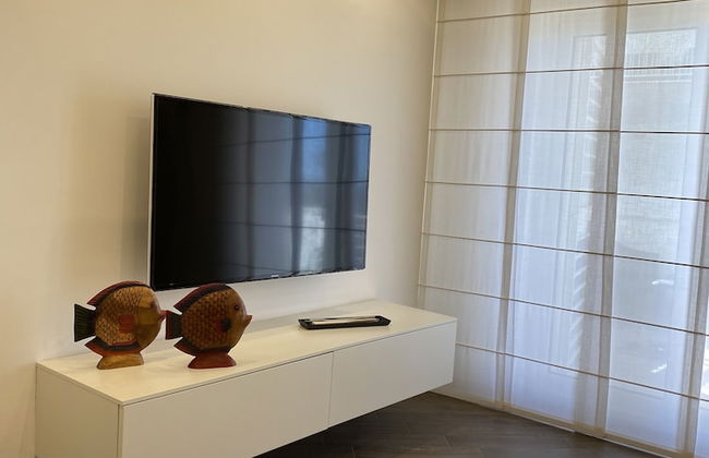 FraMe Room - Photo 1