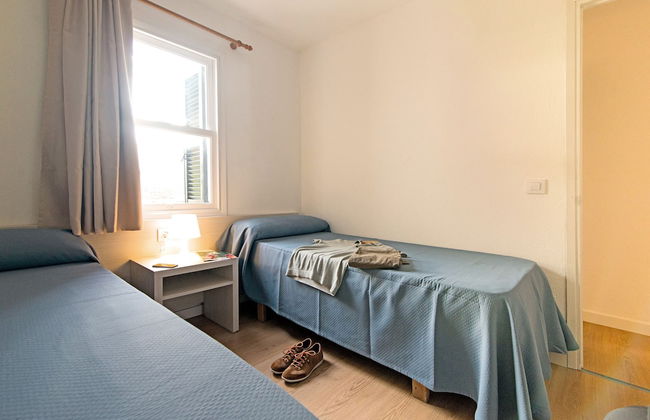 Apartamentos Cala Blanca - Photo 2