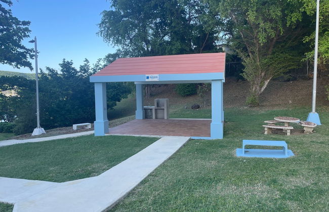 Ocean View 2 Bed 1 Bath 2 Parkings Pool - Photo 18