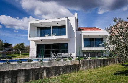 Luxury Villa Ante with pool - Photo 32