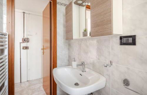 Free Parking, Near the Station - Foto 9