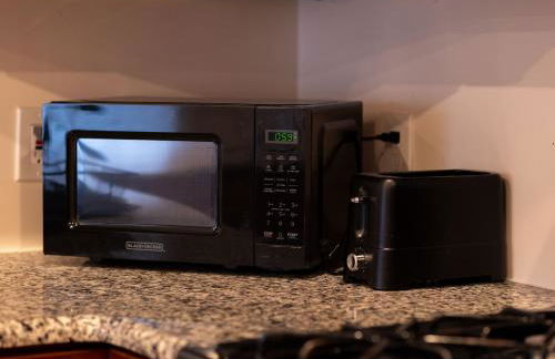 New 4 Apts-198-3 Bed Apt 1st Floor & 3 Bed Apt 2nd Floor - 1 Bed Studio Apt Ground Floor & 1 Bed Studio Apt Ground Floor near Penn Station EWR Newark NJ Airport Hospital Manhattan NYC - Foto 29