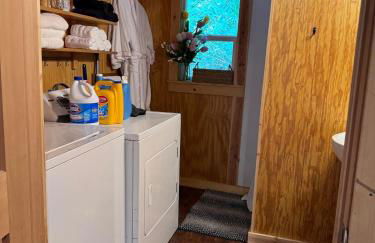 Enchanted Hollow- Cozy, Romantic Woodland Getaway - Photo 42