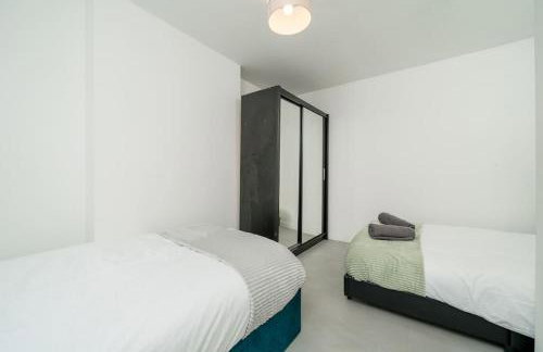 New 3BED Stylish Apartment with Amazing Transport - Foto 2