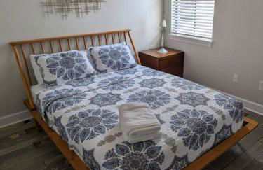 Centrally Located SOHO Retreat Walk to UT & Dining - Foto 33