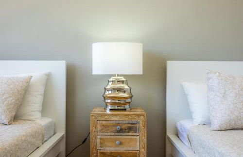 Tolles, neu möbliertes Penhouse mit großem Pool - Foto 23