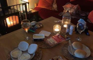 Bijou Cottage in Brontë Country with Wood-burning Stove & Hot Tub Spa - Foto 15