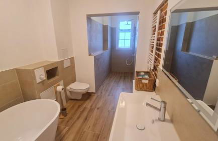 Historic Building- 9 Bedrooms - Groups up to 26 - Foto 36