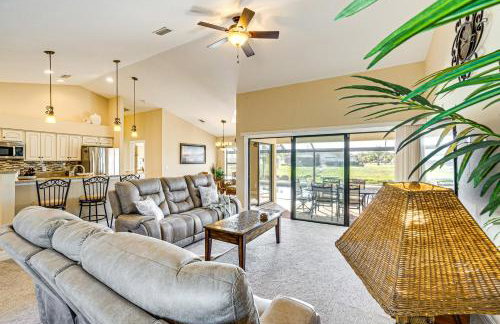 Near Golf and Beaches Luxe Home in Rotonda West! - Foto 3