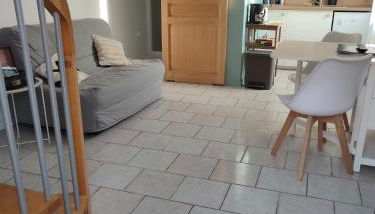 Maison de campagne avec grand parking privé -calme et sérénité - Foto 3