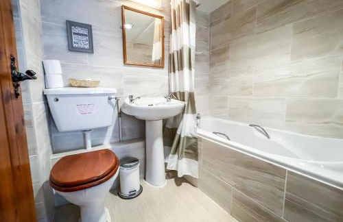 The Old Mill Holiday Cottages, Nr Mold - Foto 57