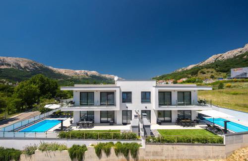 Villa Supernus with Heated Pool - Foto 40