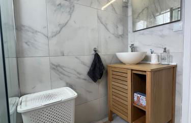 Maison refaite à neuf , 5 min de la mer - Foto 30