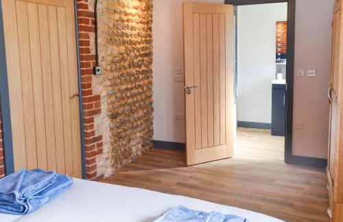 The Tack Room - Photo 16