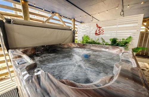 Oceanside Cottage -3BDR 2BA-Walk to Beach! - Foto 11