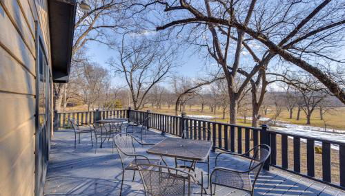 Hike, Fish and Explore Family Cabin in Sulphur! - Foto 2