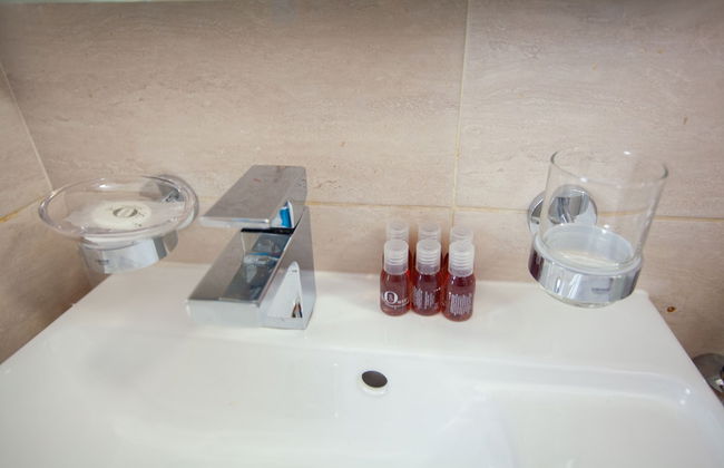 Eiffel Tower Rue Cler - Foto 11