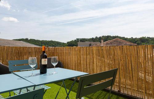 A 5 min de Bordeaux centre - Terrasse - Pied du tram - Foto 9