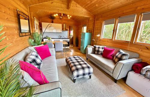 Yealm Cabin Self Catering Log Cabin in Devon with Hot Tub - Foto 18
