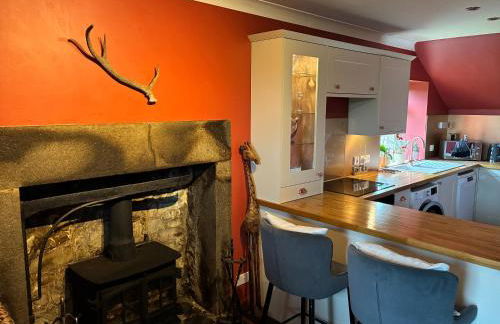 Cottage Farmhouse - Photo 8