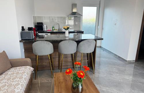 CARISSA SUITES a - Photo 2
