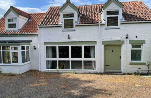 Sundial Cottage, Stunning 3 Bed Cottage with Hottub - Foto 17