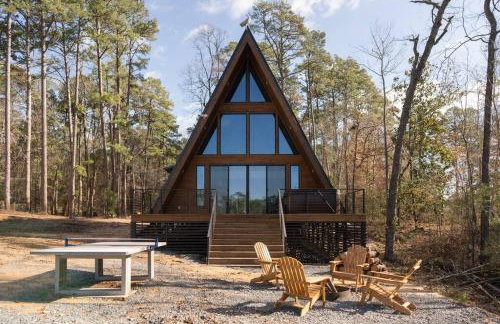 Newly Built, Mid-Lakeside A-Frame with Hot Tub and Steam Shower - Foto 1