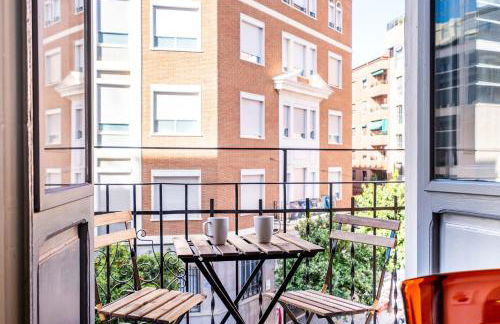 Amazing Apartment with aFun and Friendly Atmosphere - Photo 8