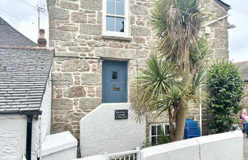 Quaint Cosy Cottage Mousehole - Photo 23