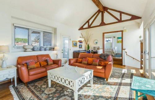 Oceanview, Walk To Beach, Fire Pit - Photo 3