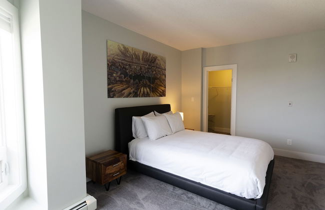 Icon 2 Apartments by Corporate Stays - Photo 12