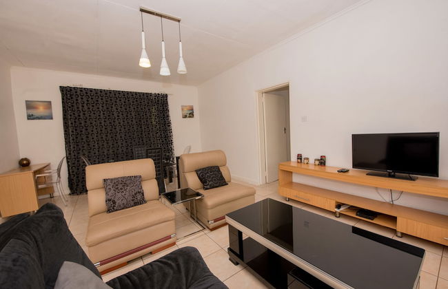 Spendwise Lodge and Apartments - Foto 1