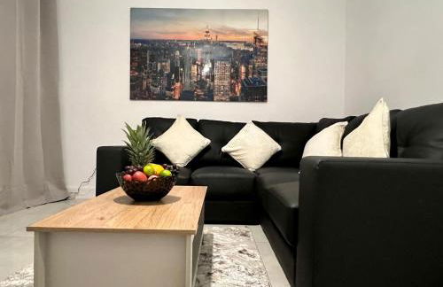 Borage House- Crawley,3BR House, Wifi, Parking, Close to Gatwick Airport, Contractor friendly, short and long term stays welcome - Foto 33