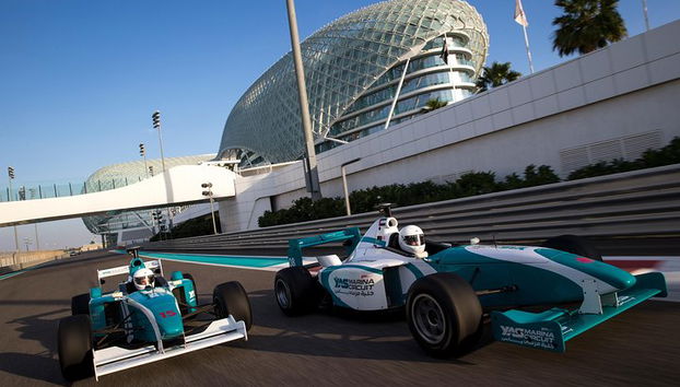 Formula Yas 3000 Driving Experience _ Full - Foto 4