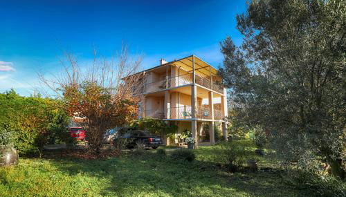 CONDRIEU appartement 1 er et parking voiture vélo - Foto 3, Garden view