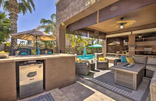 Family Gem in Phoenix with Saltwater Pool and Theater - Foto 44