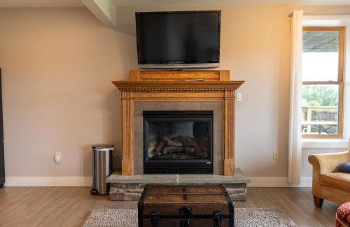 Spectacular Buckleberry View EV Recharge Hot Tub Fireplace Jacuzzi - Foto 7