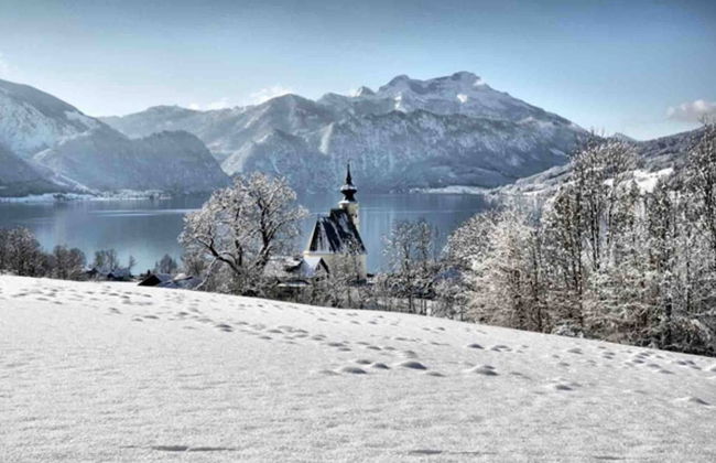Apartment With Amazing Lake- and Mountain View - Photo 24