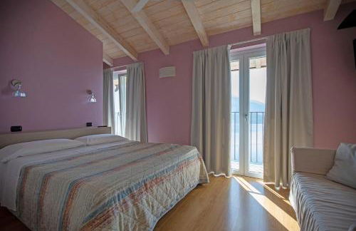 Residence CaFelicita - Apartments Lake View - Infinity Pool - Jacuzzi - Foto 70