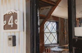 Secluded rustic 3-bedroom cabin on private land - Photo 50