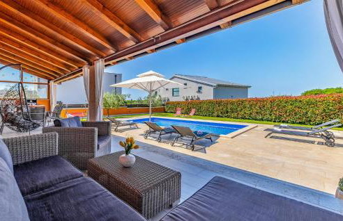 2 Bedroom Stunning Home In Skatari - Foto 2