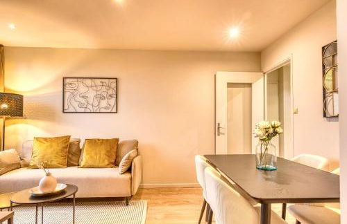 Le Panoramique - Grand T2 métro B Oullins - Foto 10