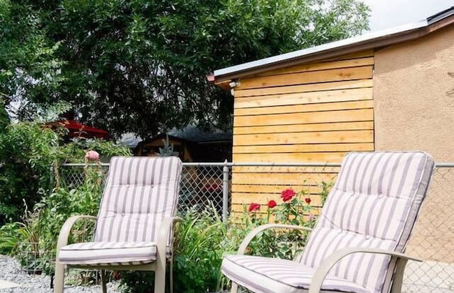 The Beautiful Berkley Homestead Walk to Tennyson - Photo 42