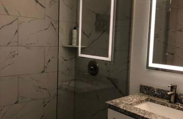 THE SANDCASTLE SUITE! Brand New 2Bedroom in Oceanfront Complex! BE THE FIRST to Visit our Condo Townhome with FREE Parking & Private Garage at Ocean Isles 38 Marathon FL KEYS! SPECIAL PRICING!!! - Foto 58