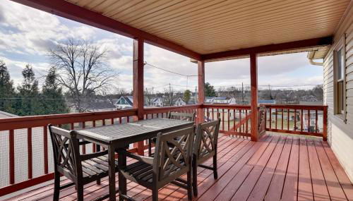 Walk to Fairgrounds! Hagerstown Townhome with Deck - Foto 3
