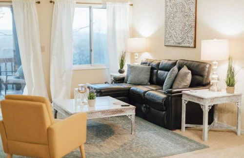 The Sanctuary Company Johnson City - Foto 39