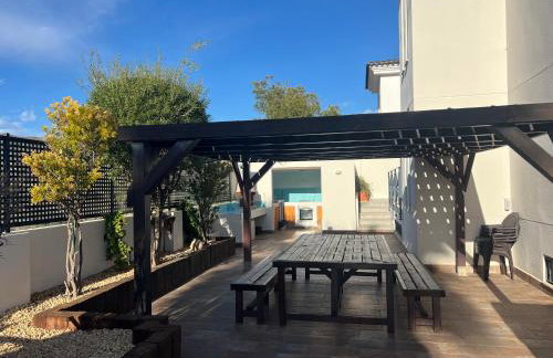 Villa moderna con piscina - Foto 6